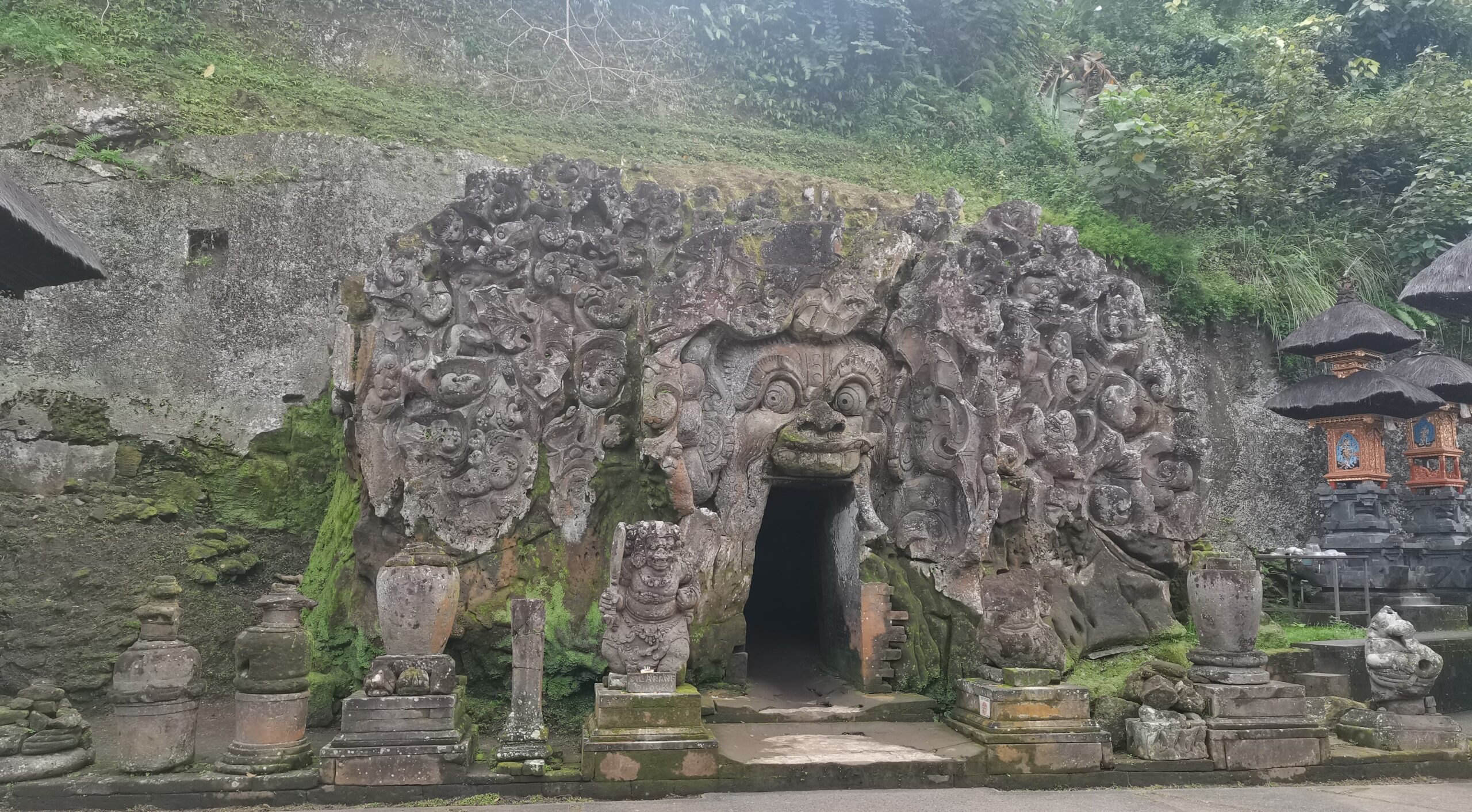 PURA GOA GAJAH