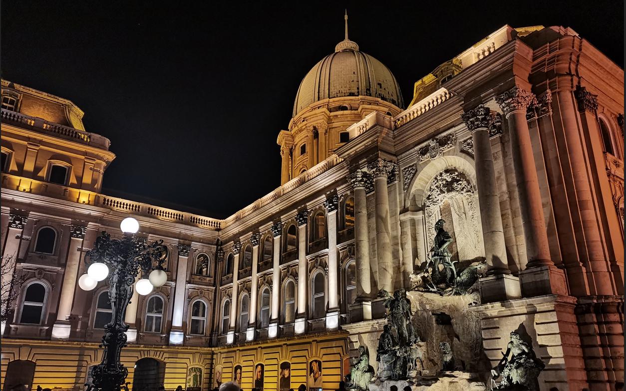 castillo budapest