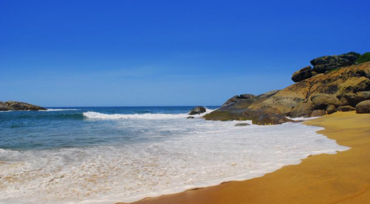 Playa en Arugam Bay