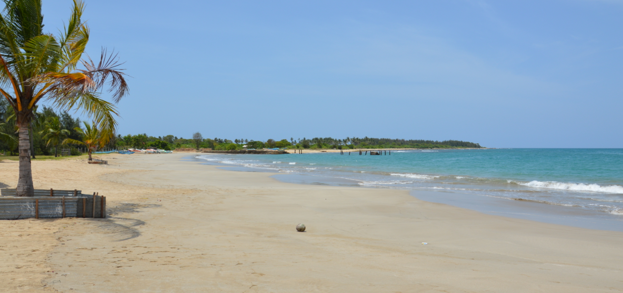 Paskiuda Beach