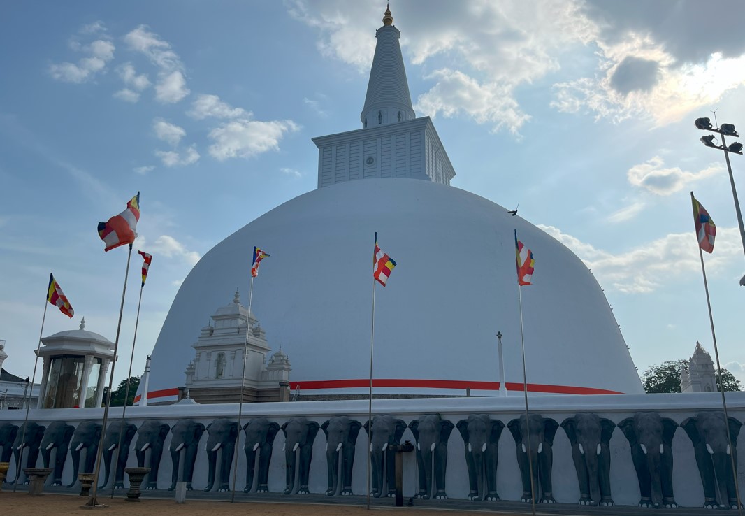 Ruwanwelisaya Anuradhapura